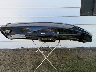 Thule Vector M