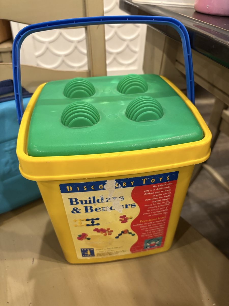 Children’s building toys