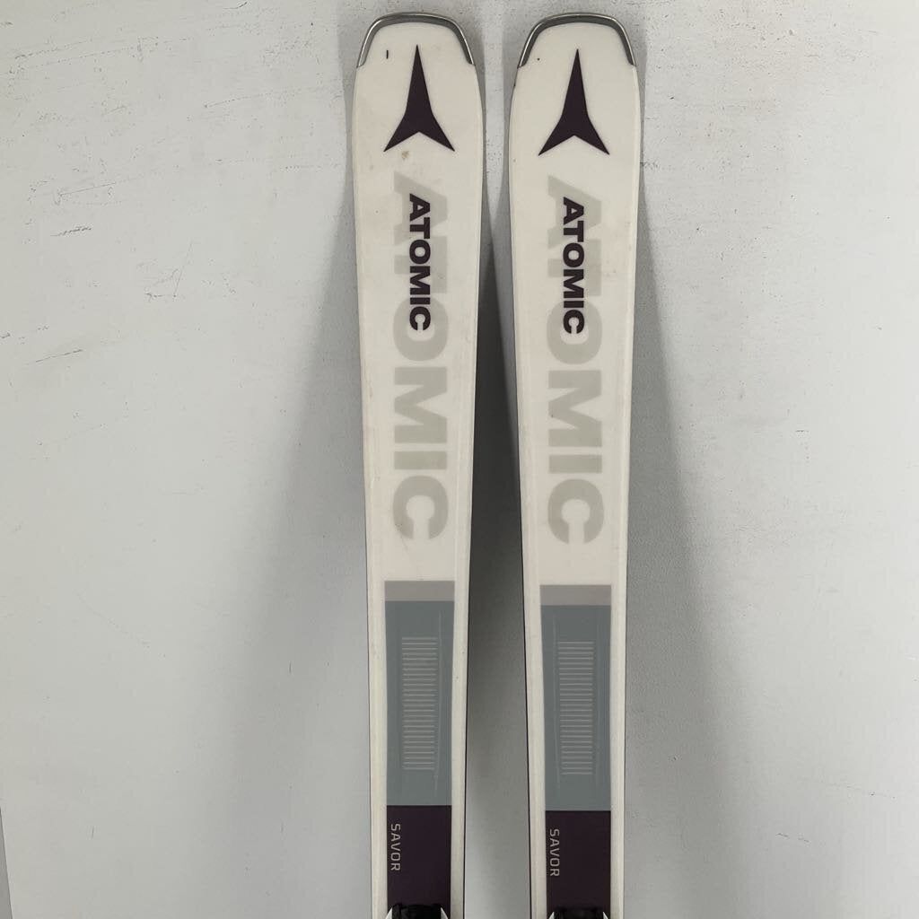 Atomic Savor 5 w/ Atomic M 10 Demo Bindings