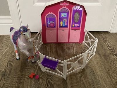 Kids Barbie Horse Stable Play Set ~Rare Vintage