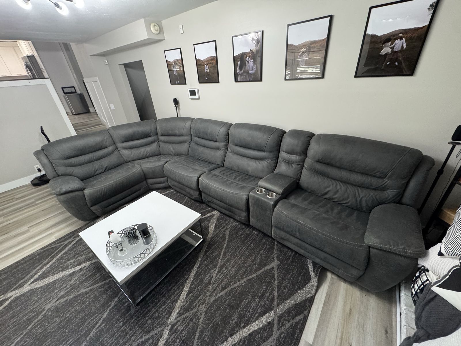 Power Reclining Modular Sectional | USB Charging | Power Headrests | Excellent Condition