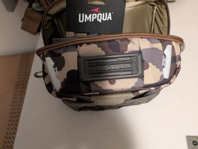 Umpqua ZS2 Ledges Fishing Waist Pack