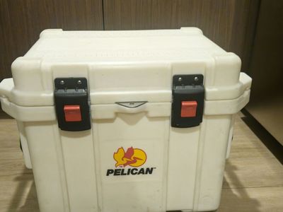 35 qt Pelican Cooler