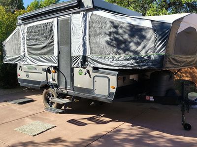 2021 Rockwood 1910 esp Camper /w Extras