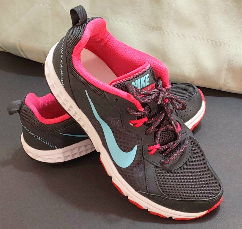 ladies  shoes size 11