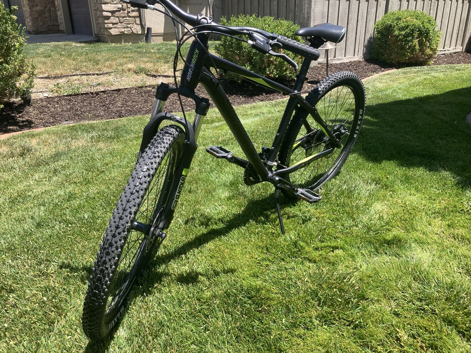 NORTHROCK XC27 bike