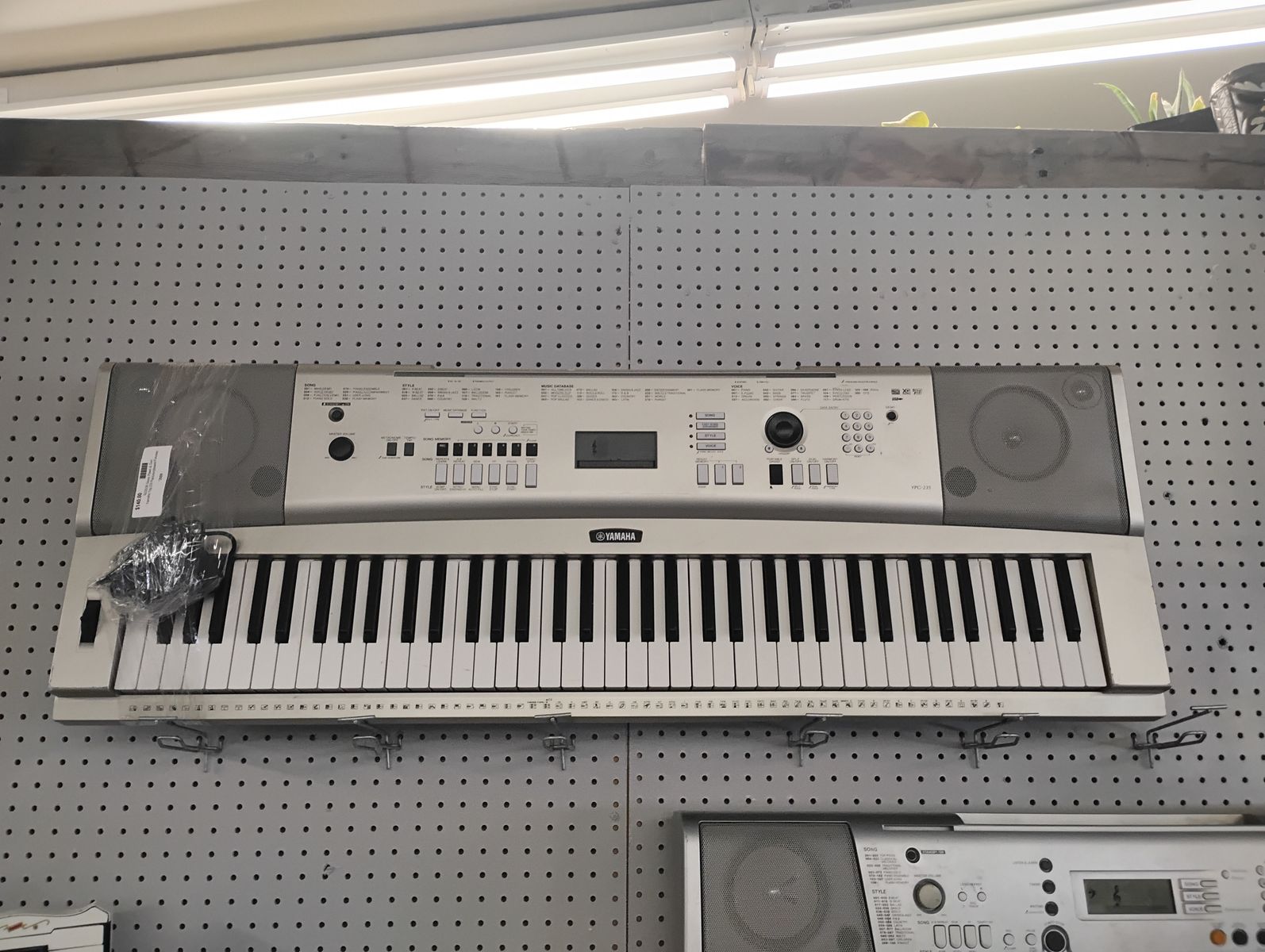 Yamaha YPG-235 76-key Graded Soft Touch Portable Grand Piano