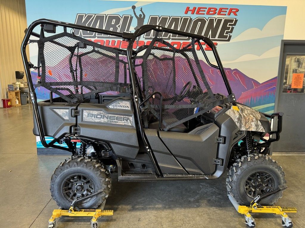 2026 Honda Pioneer 700-4 Forest TrueTimber Atera C