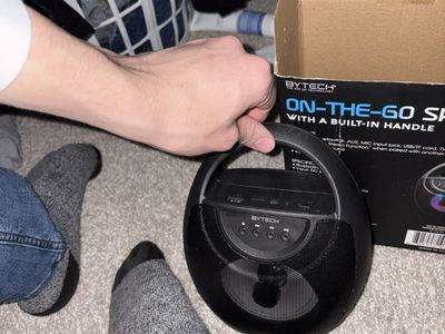 Bytech On-The-Go Bluetooth Speaker with Built-In Handle and Box