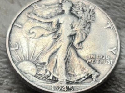 *SEND OFFERS* 1945 w Walking Liberty Silver 1/2 $