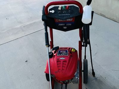 Pressure washer