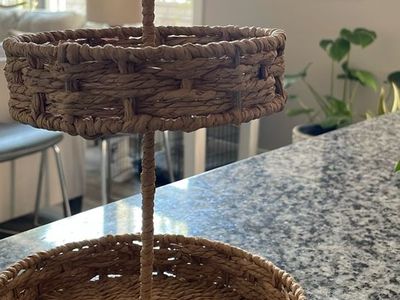 Round Wicker 2-Tier Basket Stand w/ Handle, Brown 8in W x 12” H