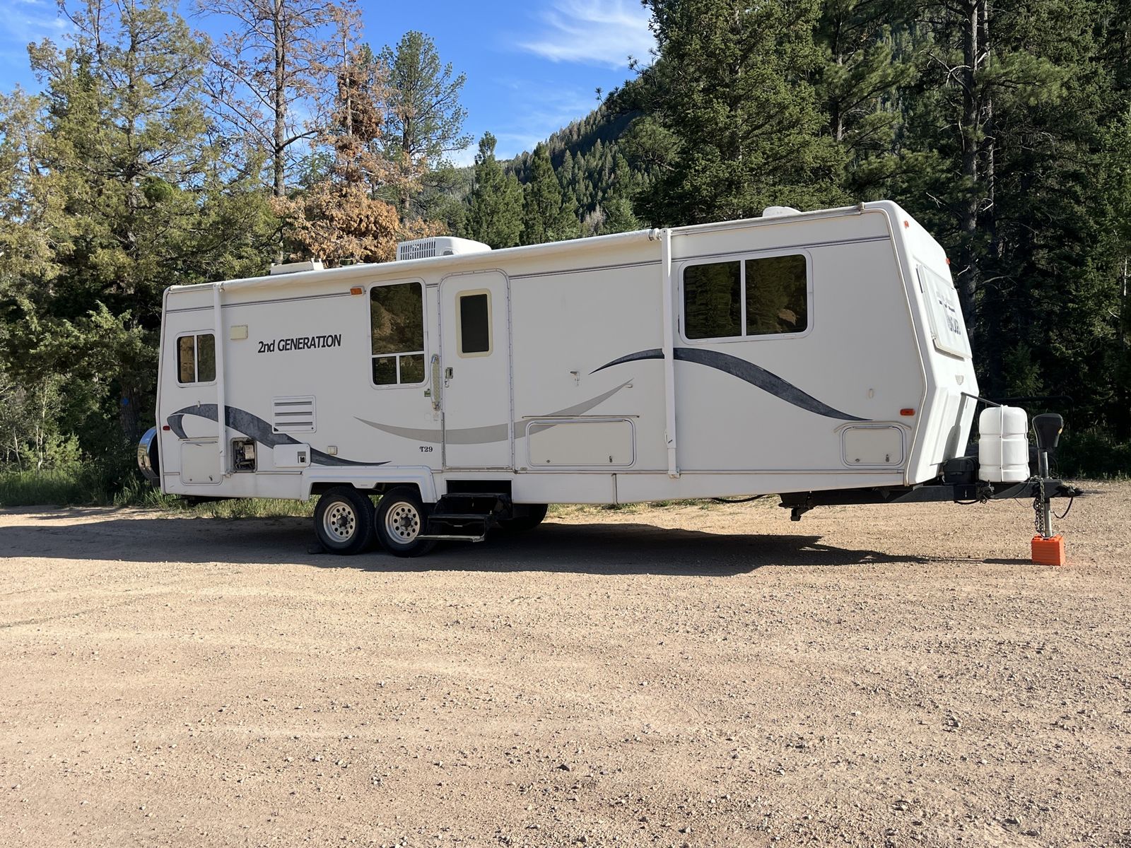 Vanguard 2nd Generation Travel Trailer - T29 Model, Well-Maintained, Ready for Adventure