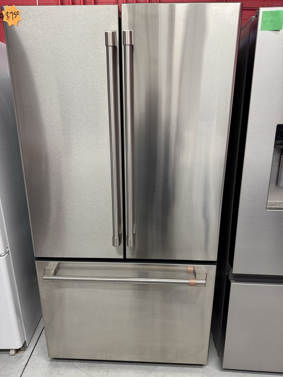 Ge Cafe Stainless Steel Counter Depth French Door Refrigerator