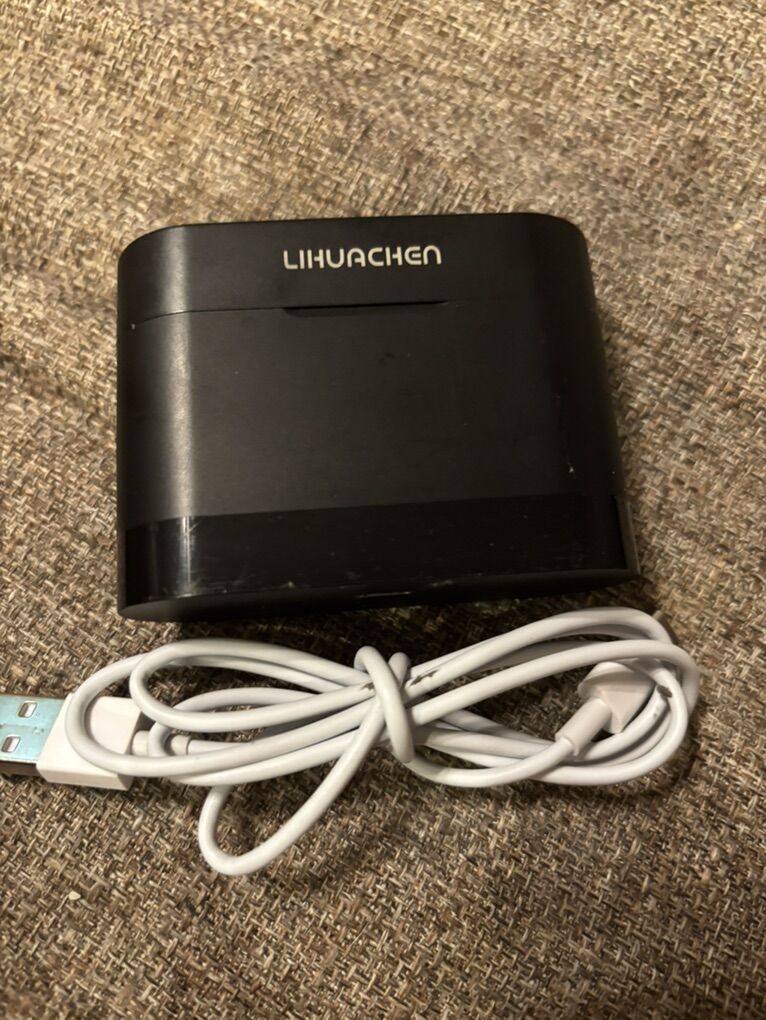 Lihuachen Wireless Lavalier Microphones In Case