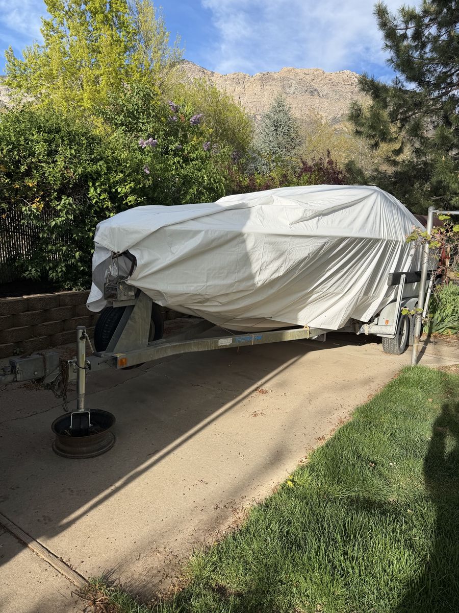 1988 21’ bayliner