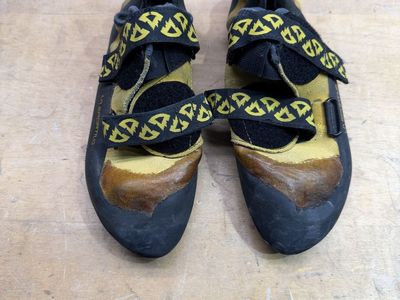 La Sportiva Katana Rock Climbing Shoes, Size 41.5