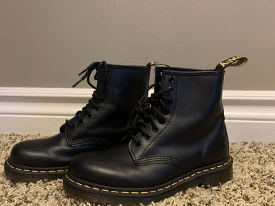 Doc Martens 1460 Mens Dr Martens Boots