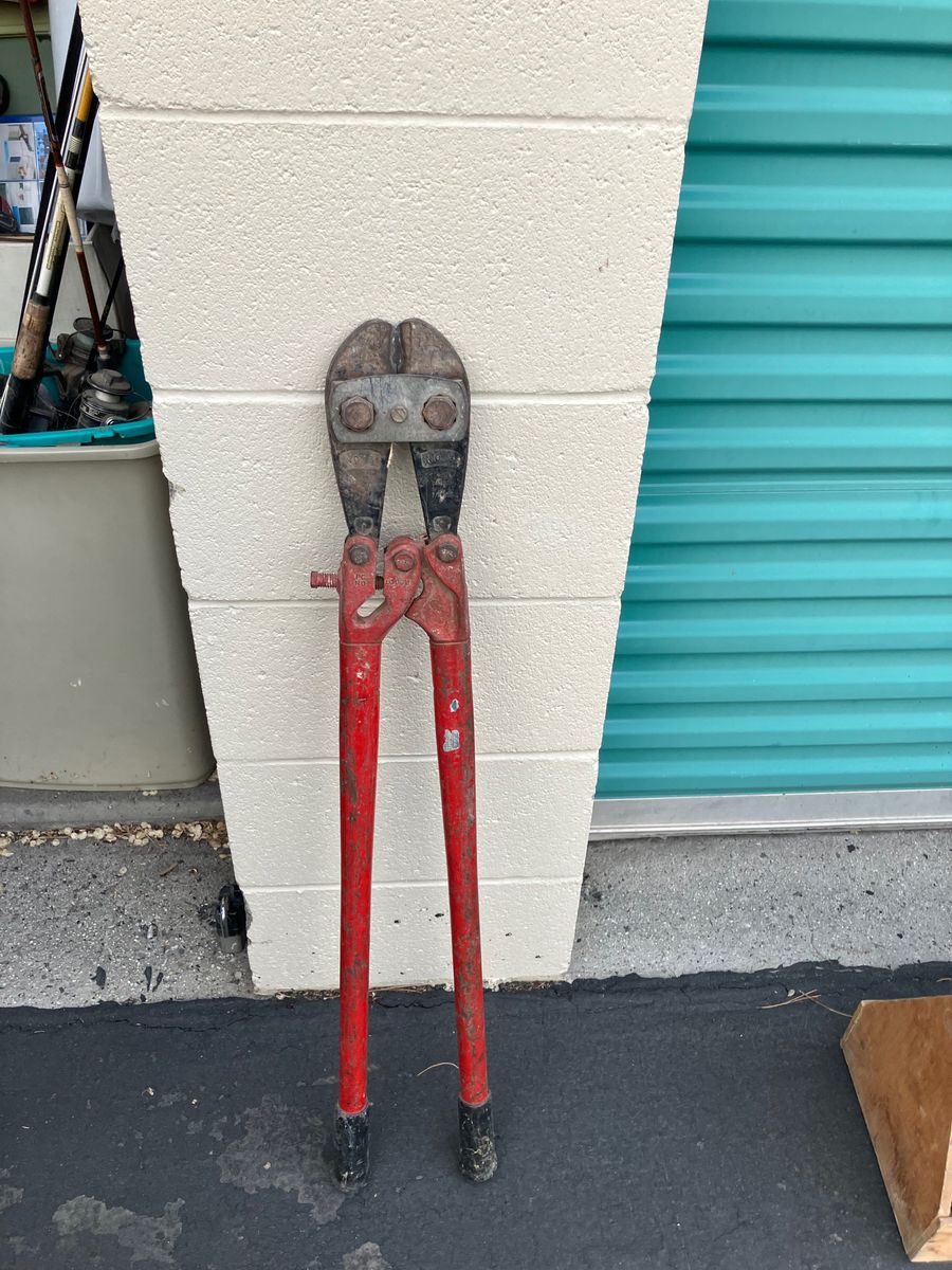 36 Inch Bolt Cutters