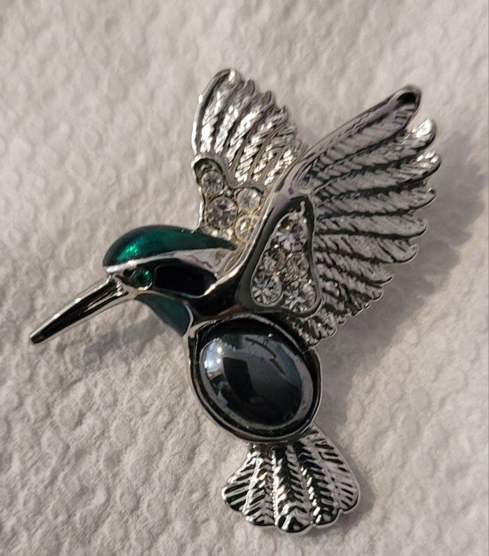 Hummingbird Brooch