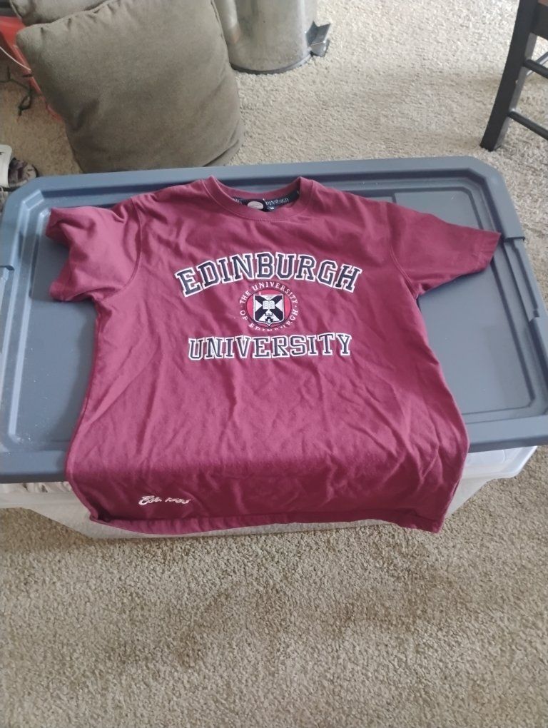Edinburgh University Maroon T-Shirt - Men's Medium