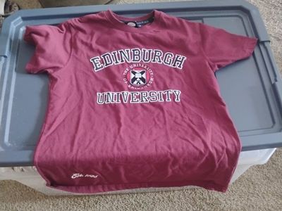 Edinburgh University Maroon T-Shirt - Men's Medium