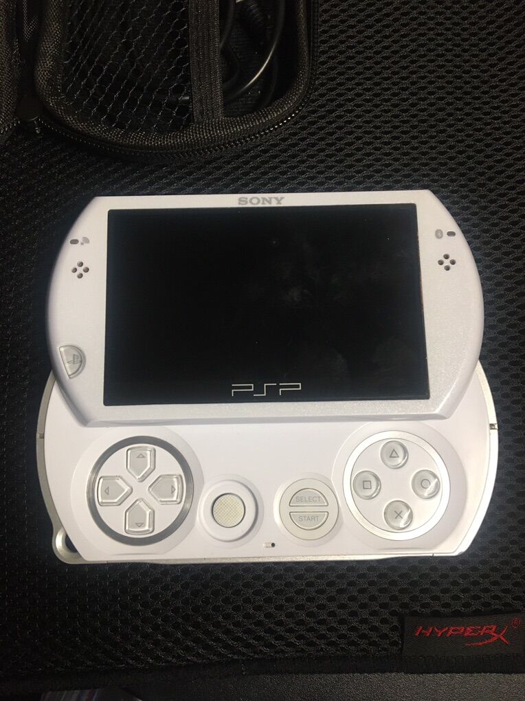 Original PSP GO N1001