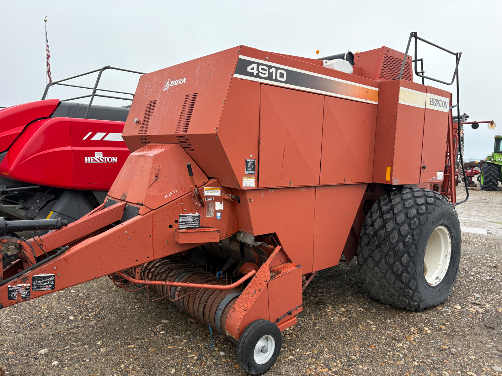 Hesston 4910 One Ton Baler