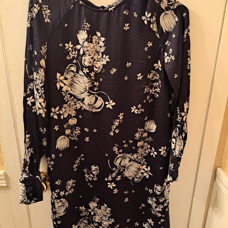 Cute H and M black dress