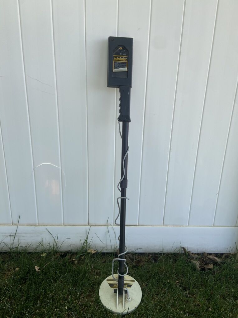 Vintage Minidisc Metal Detector - RARE - Buy Now