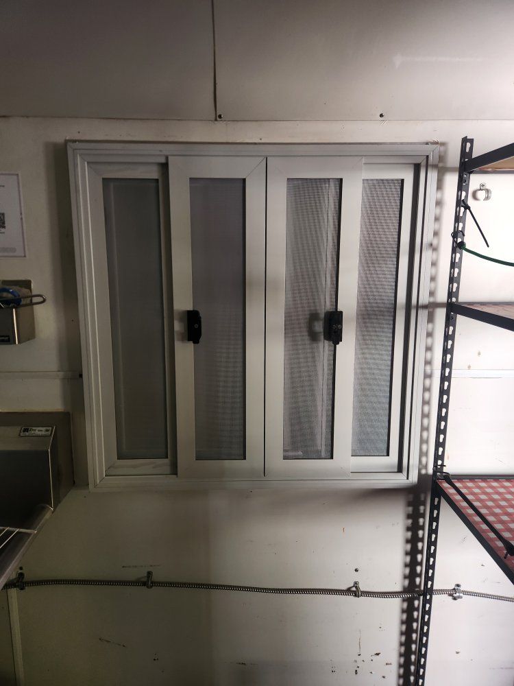 Main image 8