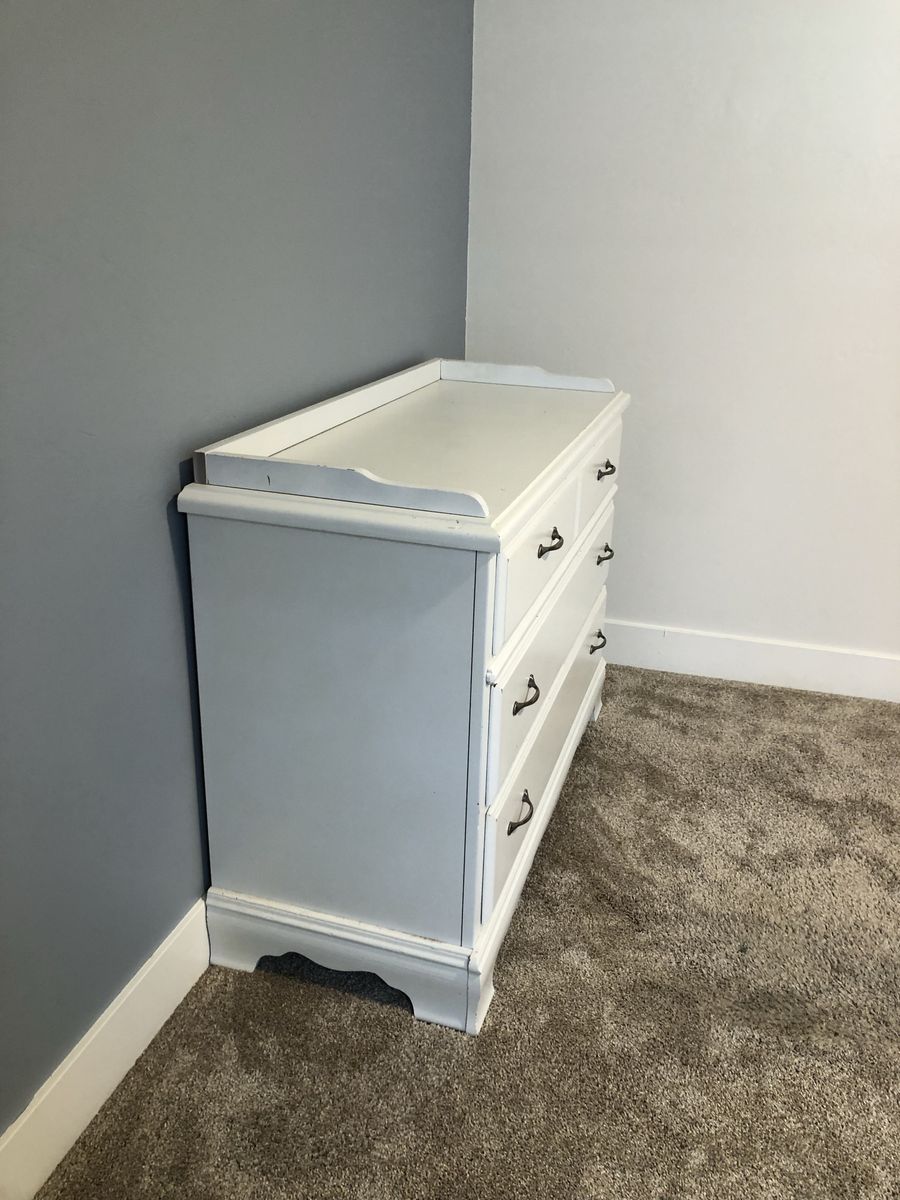 Main image 3