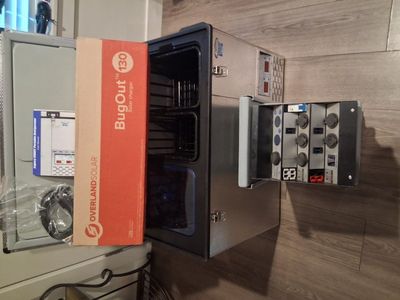 3piece camping set up all solar powerd 60g fridge