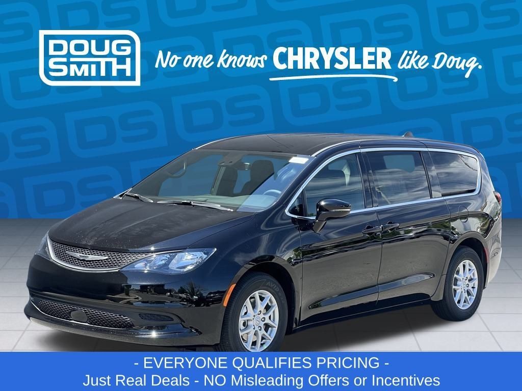2025 Chrysler Voyager LX