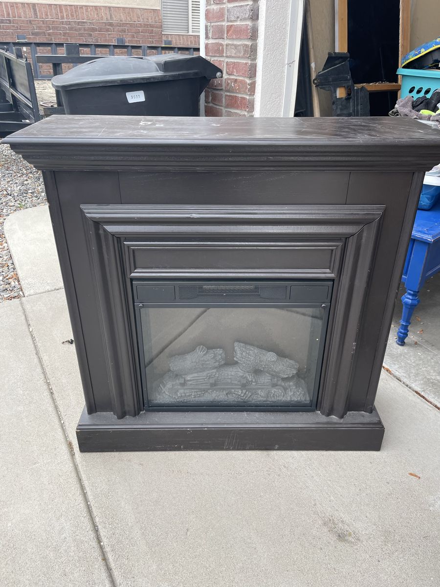 Electric fireplace