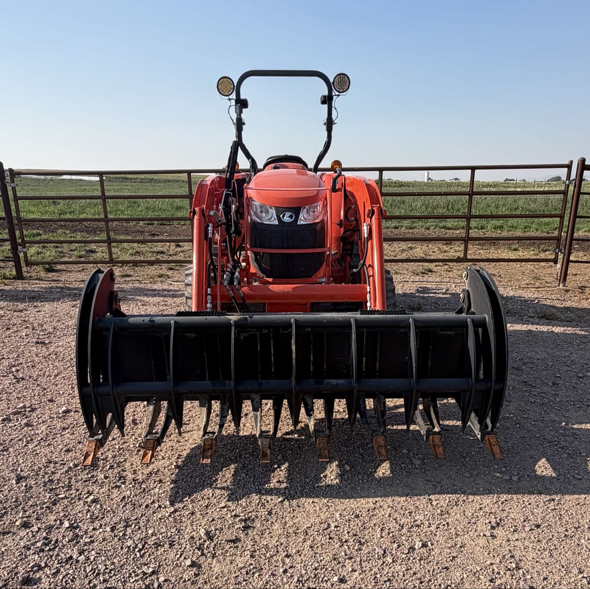 76” Hydraulic Heavy Duty Skid Steer Grapple
