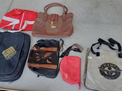 Multi-Item Bag & Purse Clearance Sale – Vintage, Leather, Gym Bags (From $1)