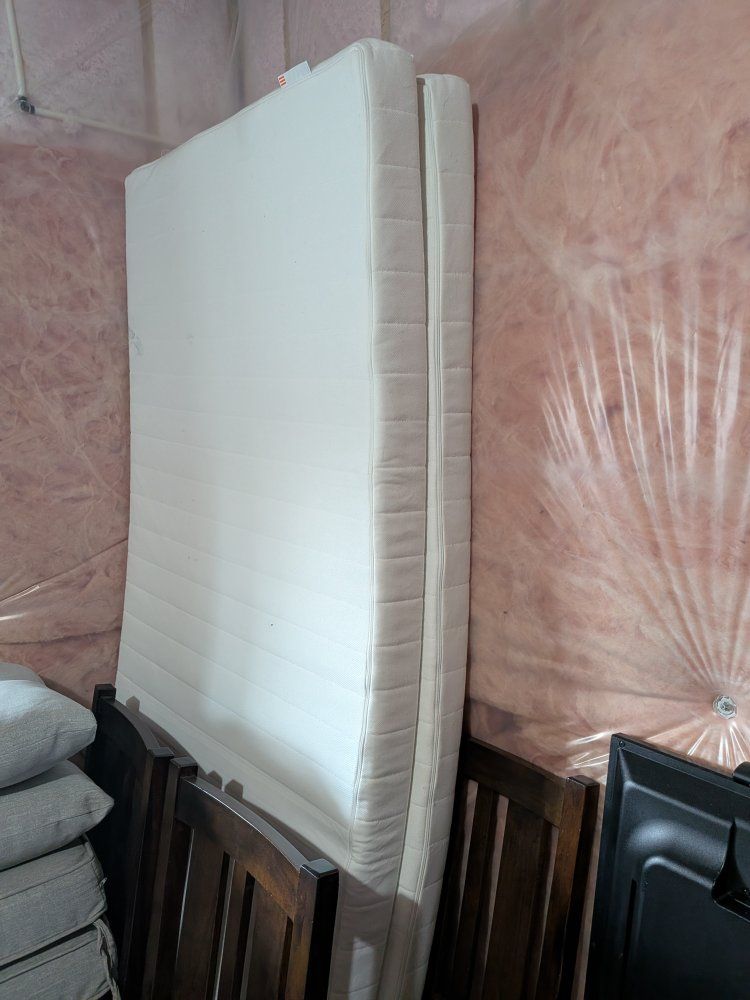 IKEA twin mattress (2)