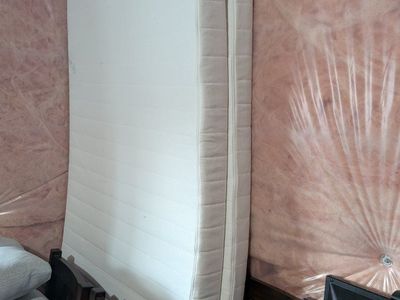 IKEA twin mattress (2)