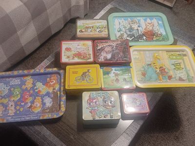 Vintage tin lunch boxes