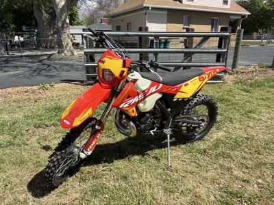 2025 Rieju MR 200 Racing