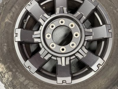 Ford F-350 Bridgestone Dueler A/T LT275/65R20 Wheels and Tires
