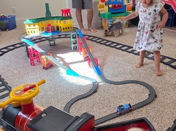 Thomas the train track station set