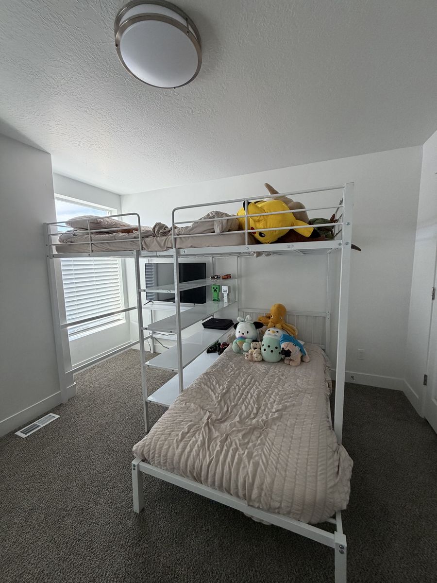 Main image 2