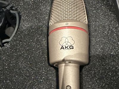 AKG C3000B Studio Condenser Microphone - Used