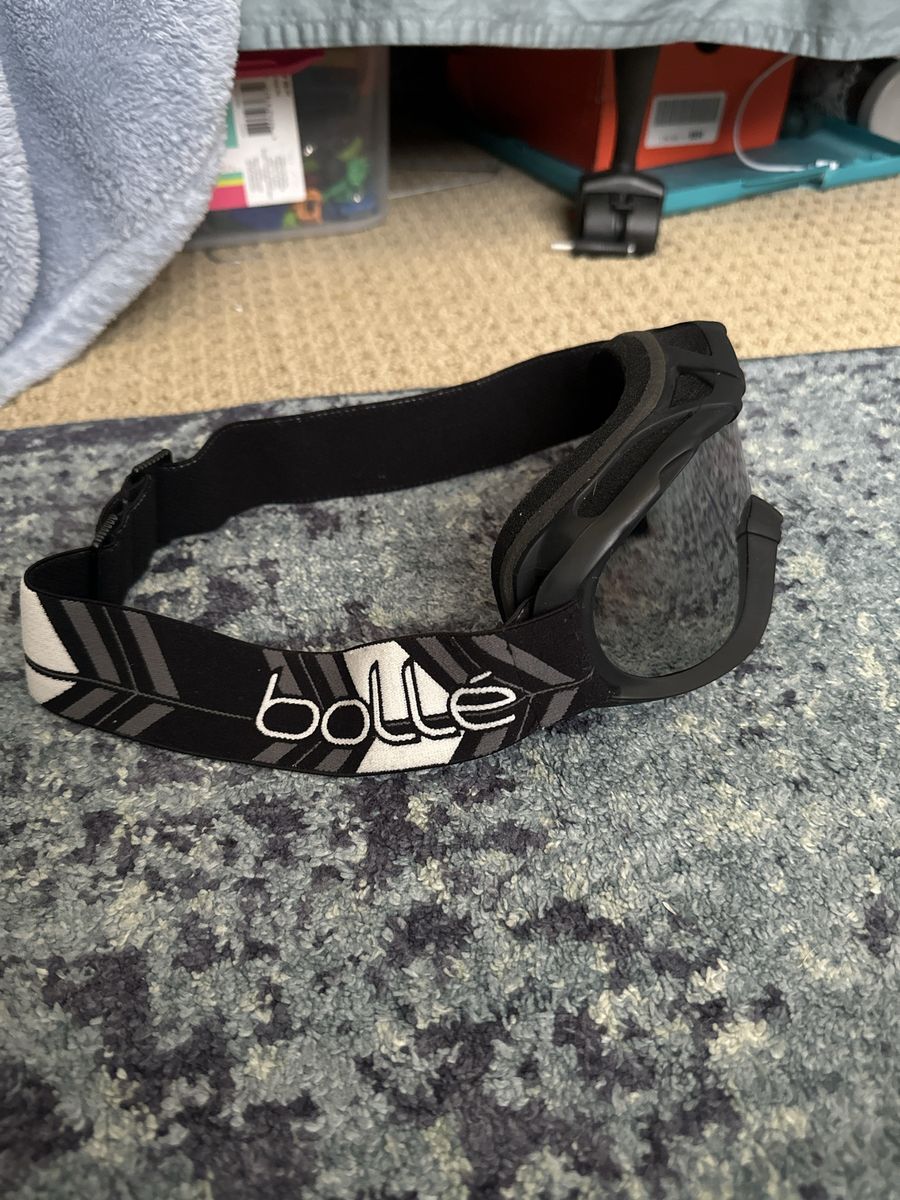 Bolle kids ski goggles