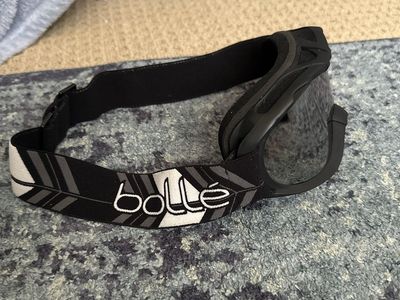 Bolle kids ski goggles
