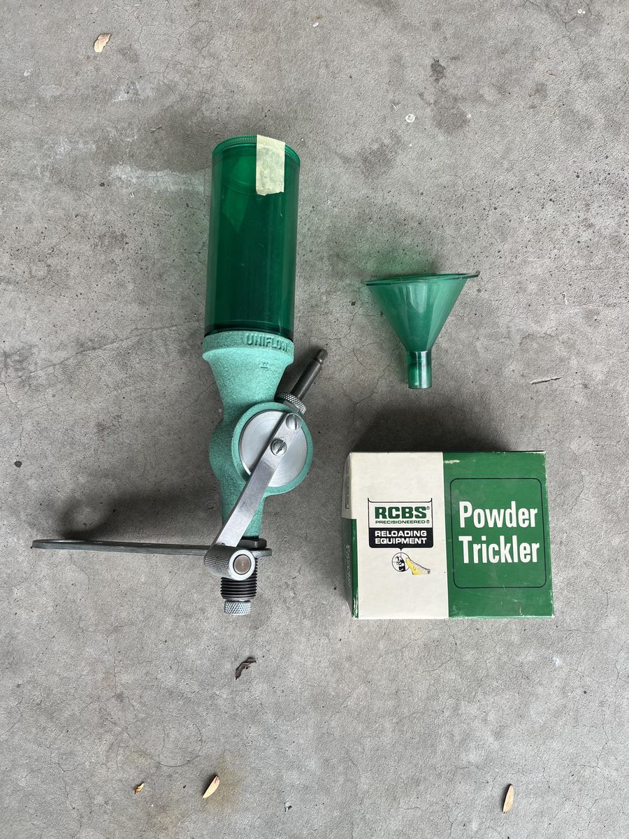 Uniflow Powder Measure and Trickler