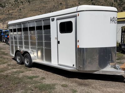 4 Horse Maverick Horse Trailer