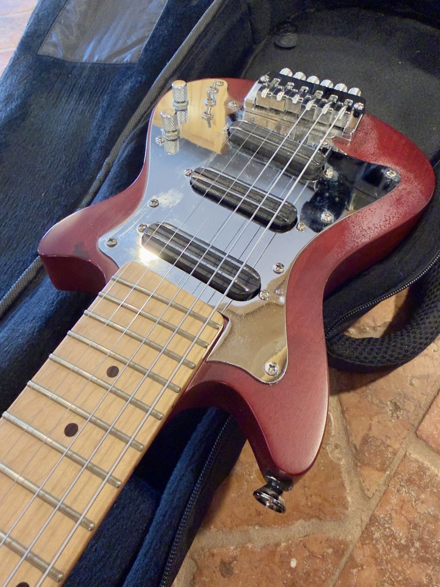 Lap Axe travel electric guitar